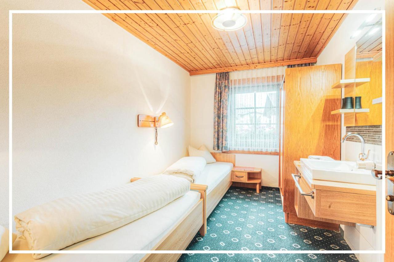 Gutshof - Urlaubsresort Hafele St. Jakob in Defereggen Exterior foto