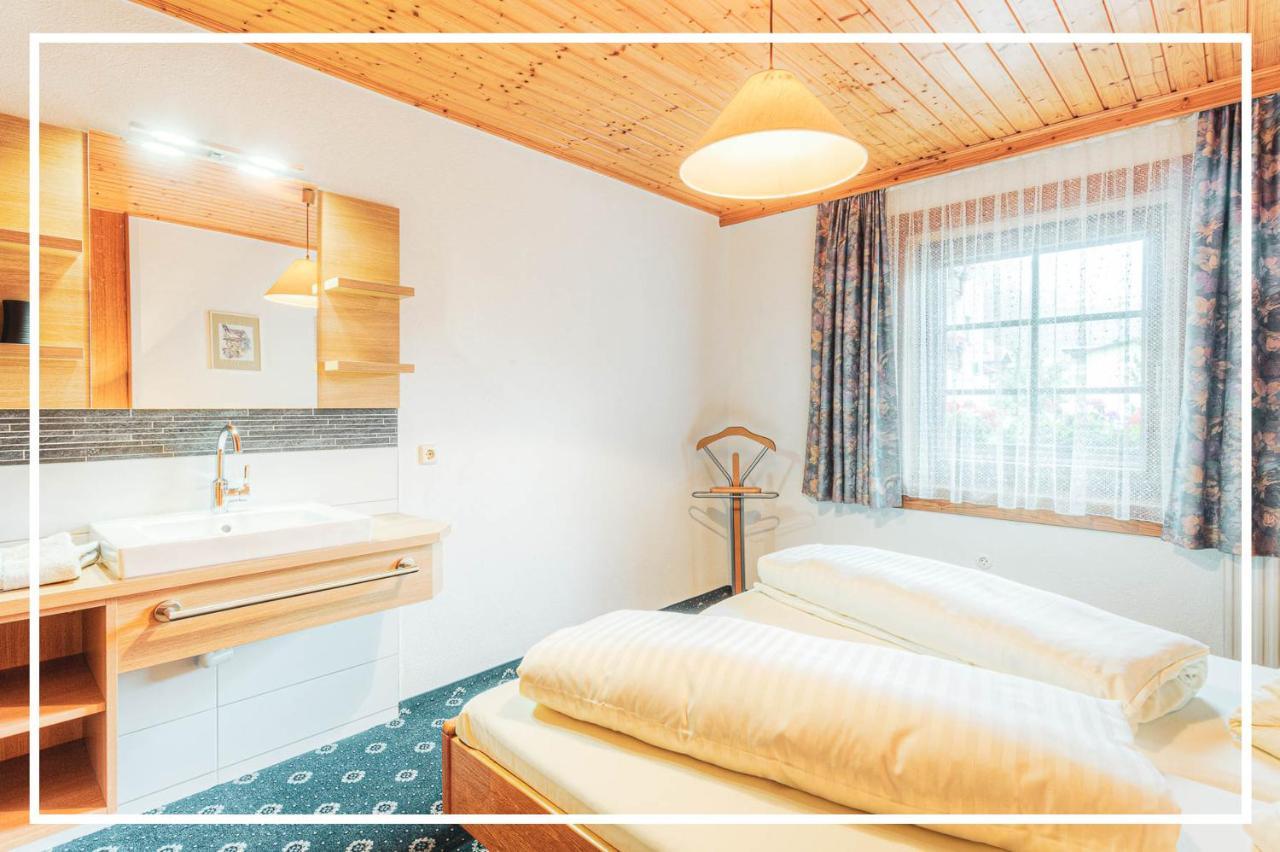Gutshof - Urlaubsresort Hafele St. Jakob in Defereggen Exterior foto