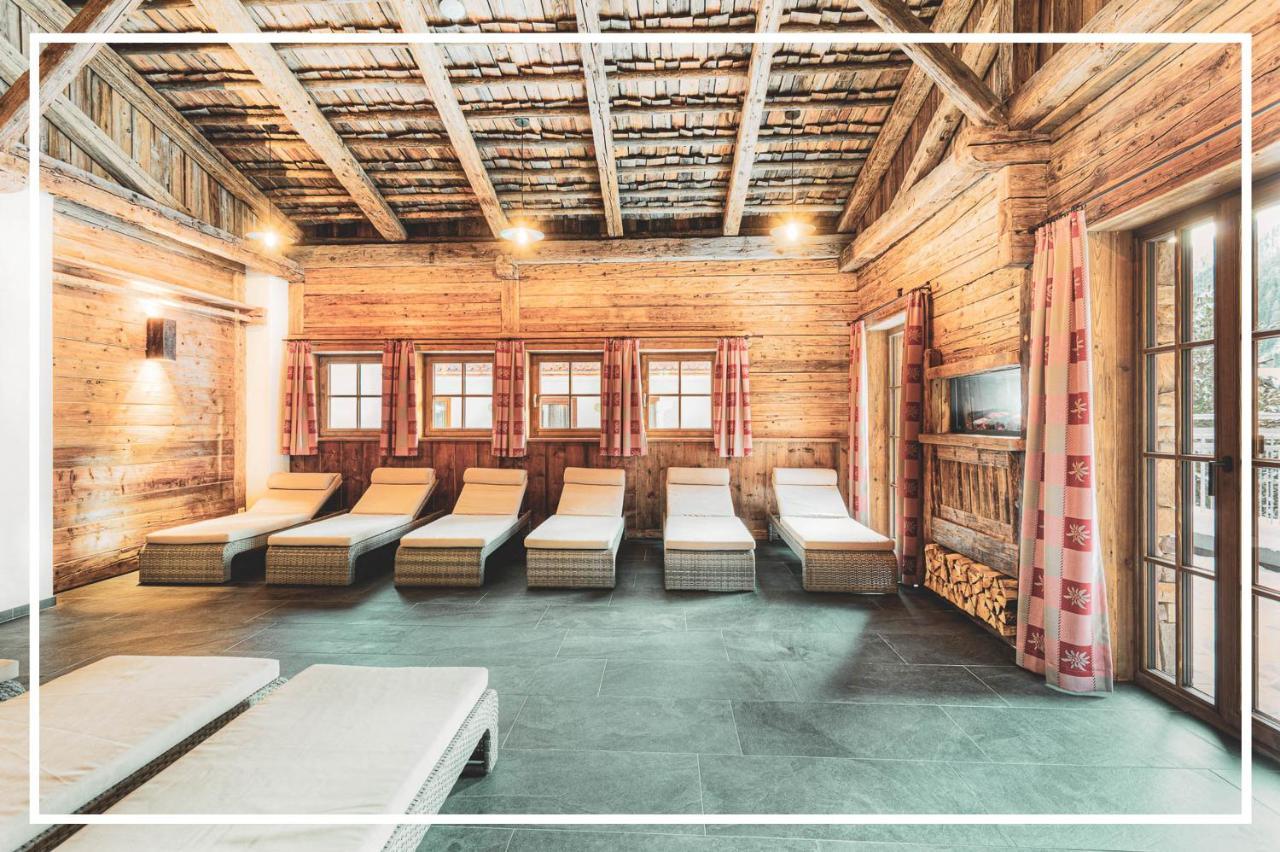Gutshof - Urlaubsresort Hafele St. Jakob in Defereggen Exterior foto