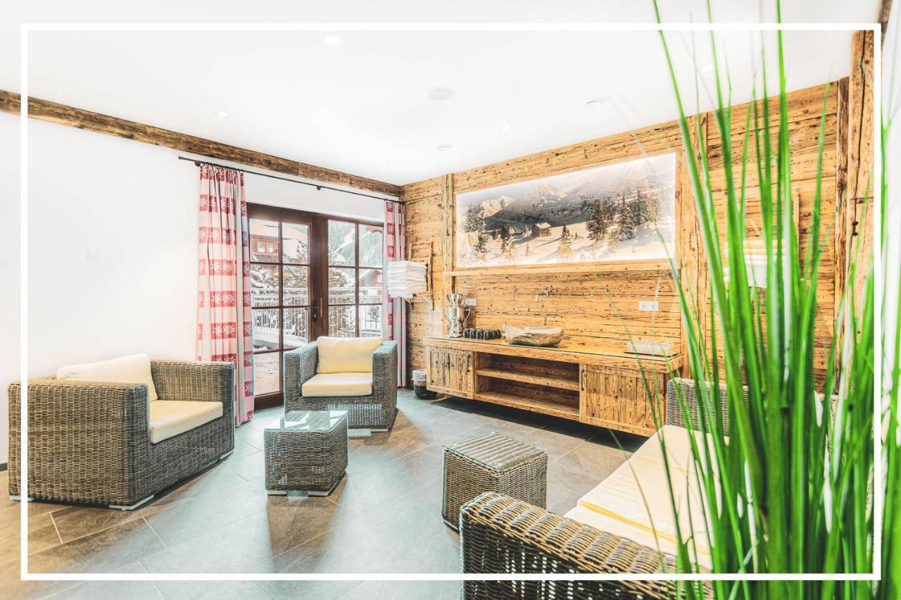 Gutshof - Urlaubsresort Hafele St. Jakob in Defereggen Exterior foto